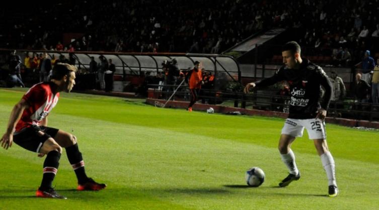 Nuevo horario para el partido entre Colón y Estudiantes