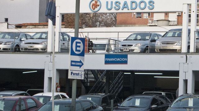 Venta de autos usados cayó 9,8% en octubre 