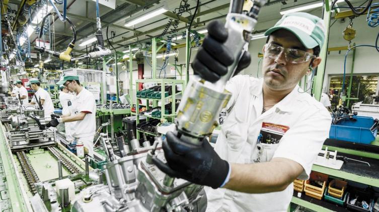 La producción industrial pyme cayó con fuerza en octubre