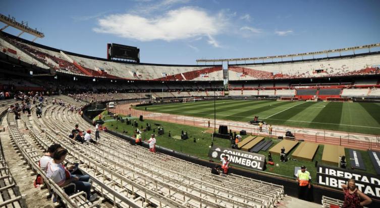 El martes la Conmebol define cuándo se juega el Superclásico: podría ser el 8 de diciembre
