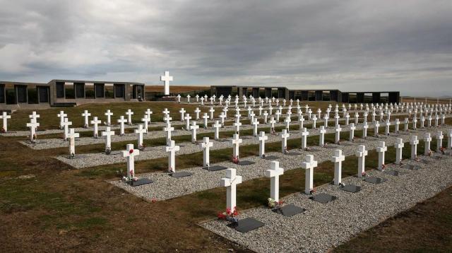 Ya suman 105 los soldados caídos identificados