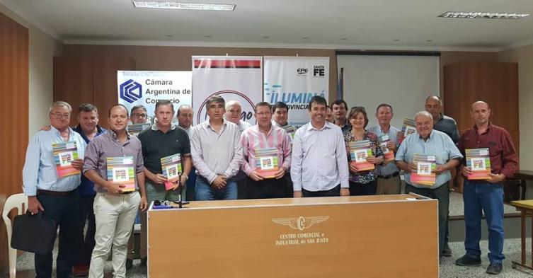 Presentaron el programa “ilumina tu provincia” 