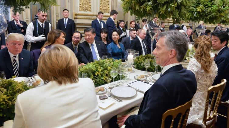 Centolla y lomo: el lujoso menú de la cena del G20 en el Teatro Colón