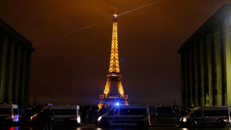 La Torre Eiffel, el Louvre y la Opera cierran por protestas