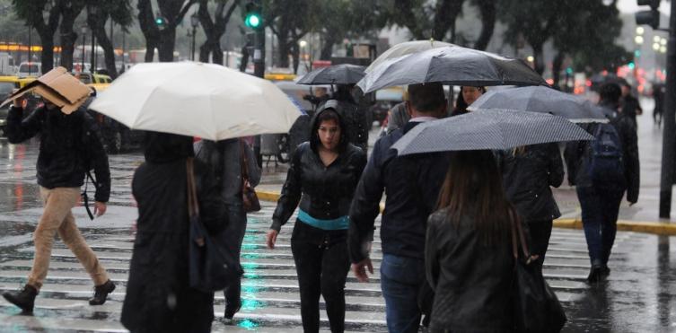 Sigue el alerta por tormentas fuertes en el centro del país
