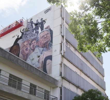 Se inaugura un mural por el centenario de la Reforma Universitaria