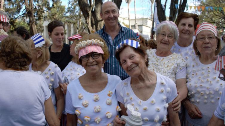 La provincia acompaña a 10 mil adultos mayores  