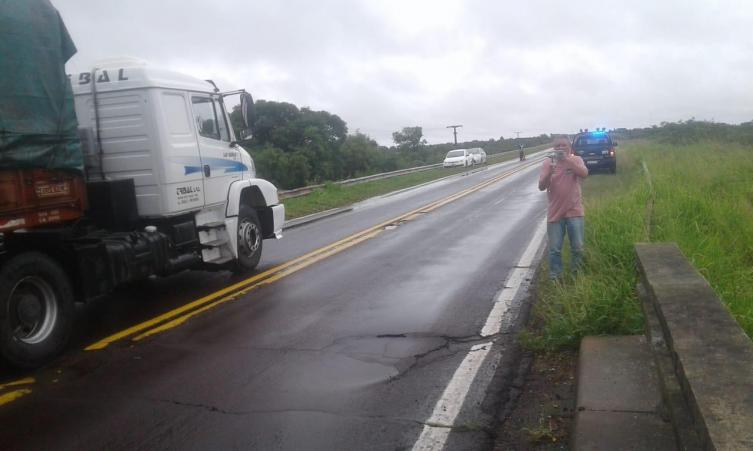 Se hundió un puente sobre la Ruta 11
