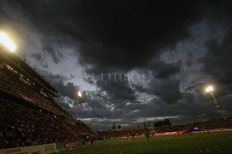 Se copa el 15 de Abril: llegan las luminarias