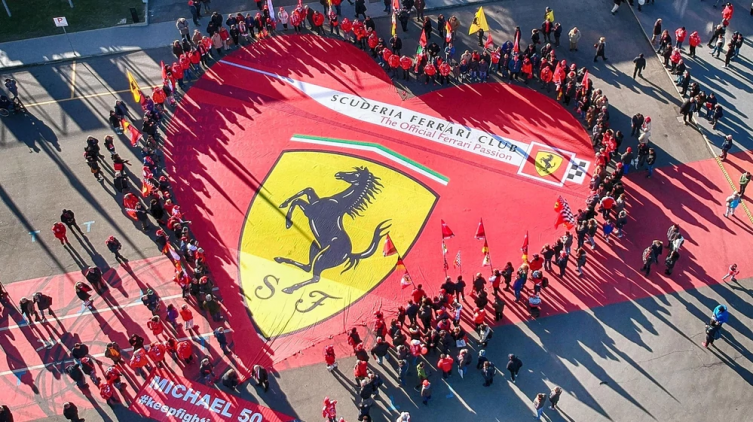 La exhibición dedicada a Michael Schumacher inaugurada en el museo de Ferrari