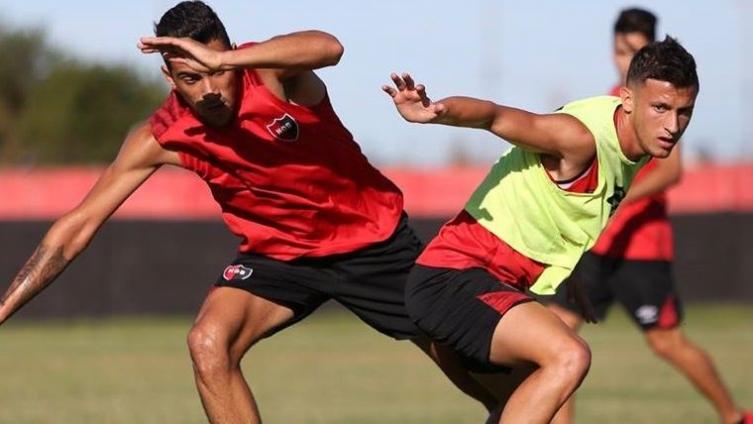 Colón insiste por Fertoli y elevó la oferta; ahora, decide Newell ´s