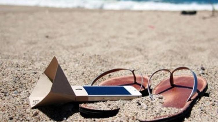 10 tips para proteger los dispositivos móviles de ciberataques en vacaciones