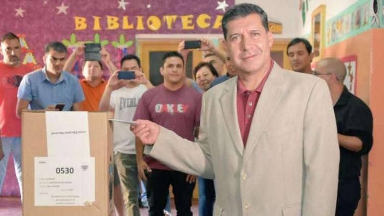 En La Rioja, ganó el SI para la Re-reelección de Casas