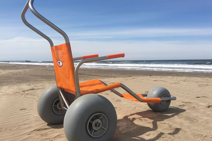 Inauguran el Parador accesible “Playa Grande”