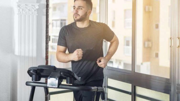 ¿Es mejor correr en la cinta o en la calle?