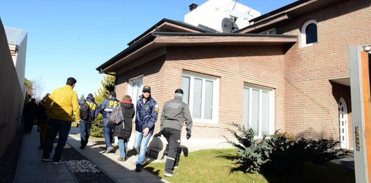 El contador de los Kirchner declaró cómo Daniel Muñoz llevaba las valijas con dinero a Río Gallegos y dónde las guardaba