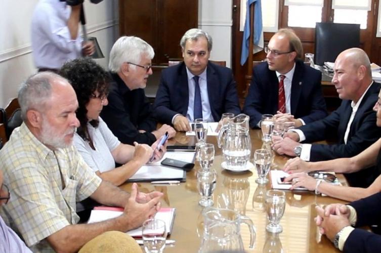 Paritaria 2019: todos a la mesa