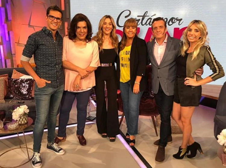Jimena Barón debutó como conductora y preguntó por Nicole Neumann: