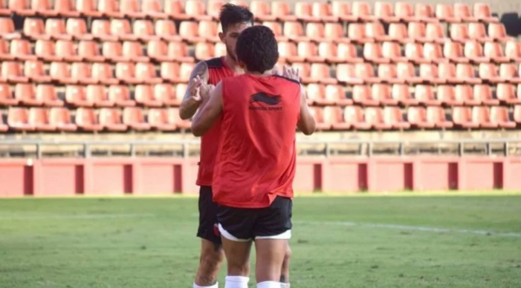 Se presentaron inconvenientes físicos de dos jugadores claves de Colón