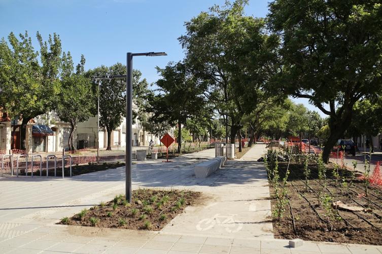 Se inaugura la primera etapa de la remodelación de Av. Freyre
