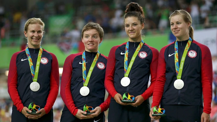 Se suicidó la tricampeona mundial de ciclismo Kelly Catlin