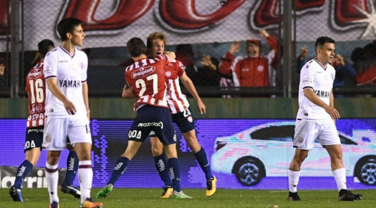 Unión tiene una racha negativa ante Lanús en el 15 de Abril