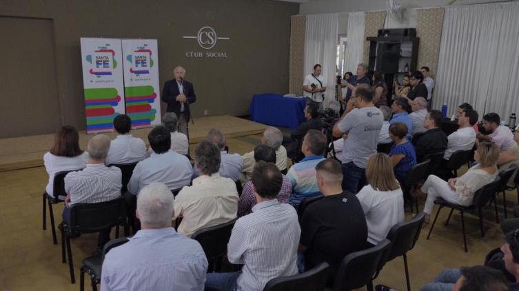 Entrega de aportes a 18 localidades del norte provincial