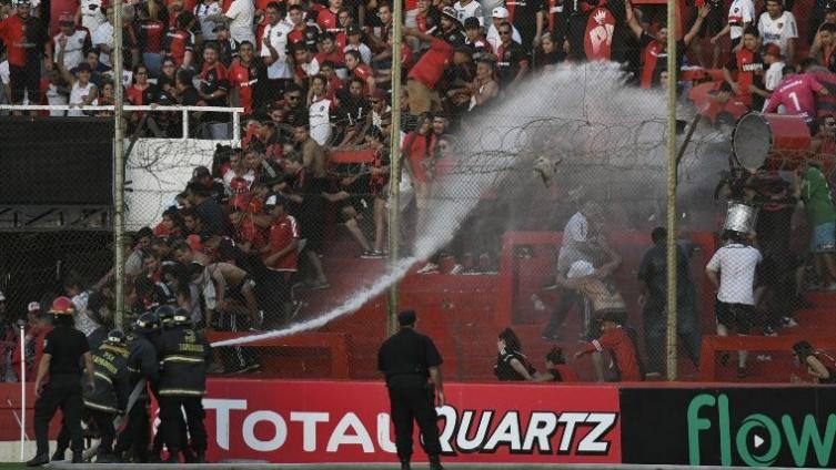 Procesan imágenes para identificar y sancionar a hinchas de Newell ´s