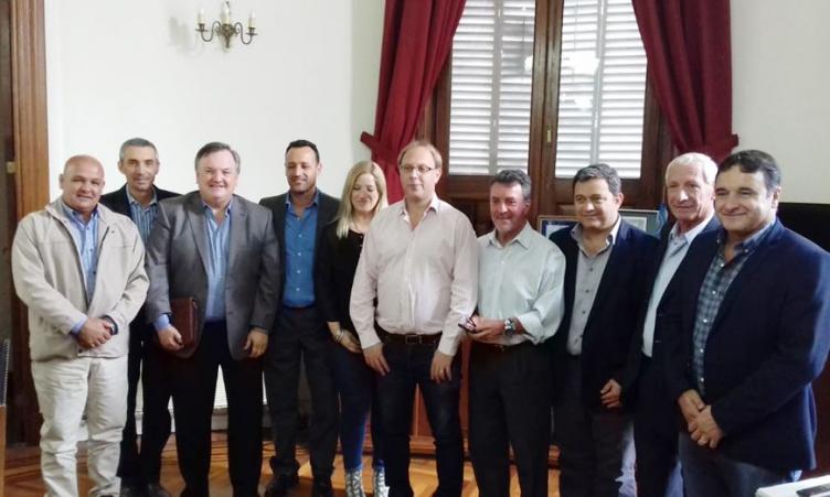 Pavimento urbano en San Cristóbal, Suardi, Arrufó y Moisés Ville 