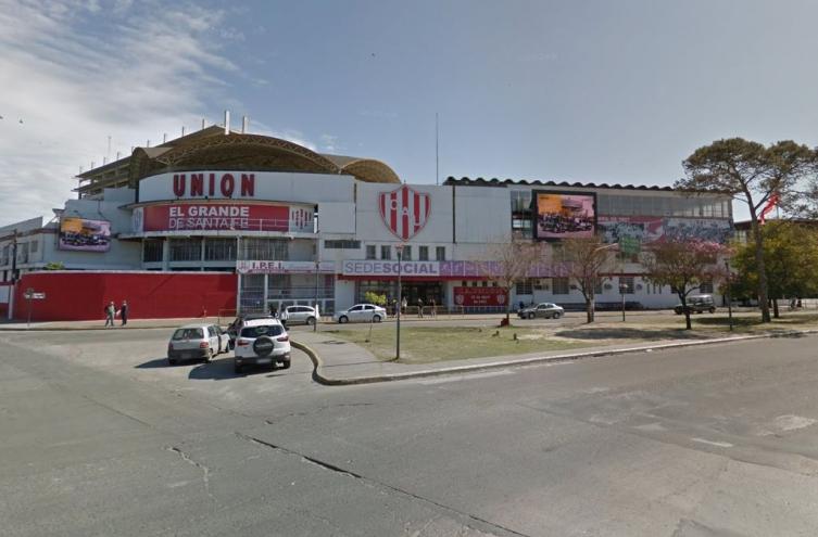 Capturaron a dos personas armadas habrían estado revendiendo entradas  