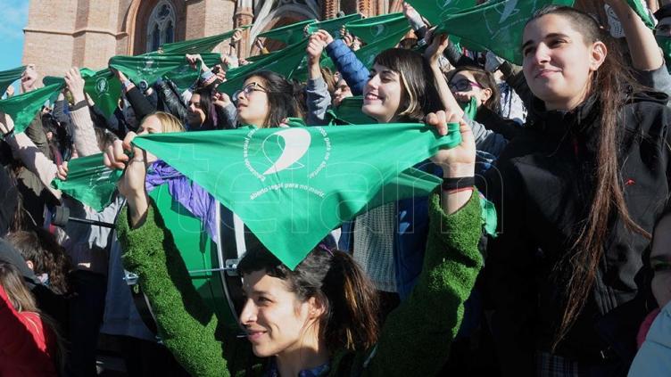 Presentarán nuevamente el 28 de mayo el proyecto para legalizar el aborto