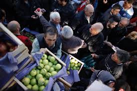 Este martes habrá un nuevo frutazo en Plaza de Mayo