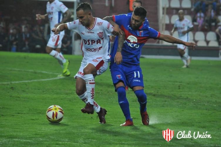 Tigre fue más y eliminó a Unión de la Copa de la Superliga