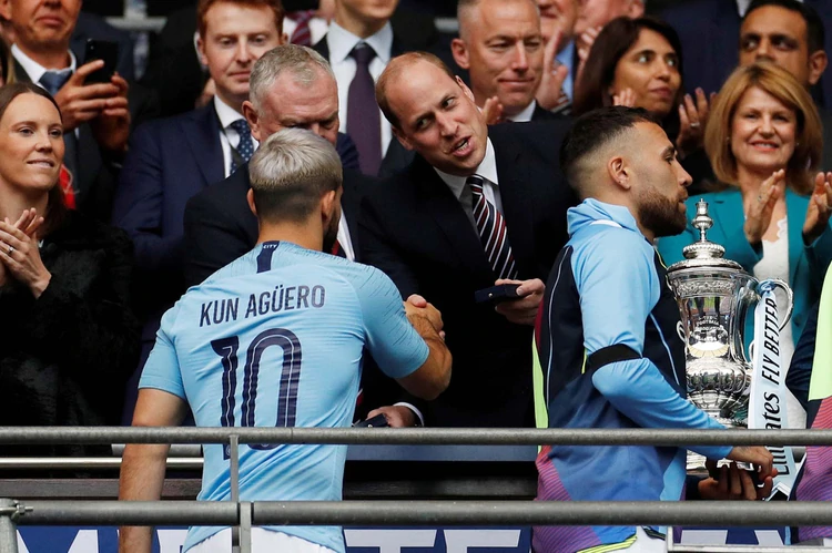 Kun Agüero suma 13 título  en su carrera como profesional