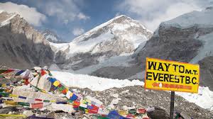 Murieron otros dos alpinistas y ya son diez las víctimas fatales del atasco en el Everest