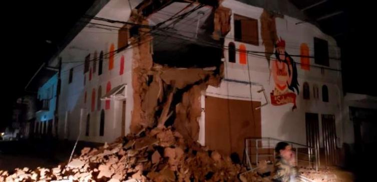 Un fuerte sismo en Perú dejó un muerto