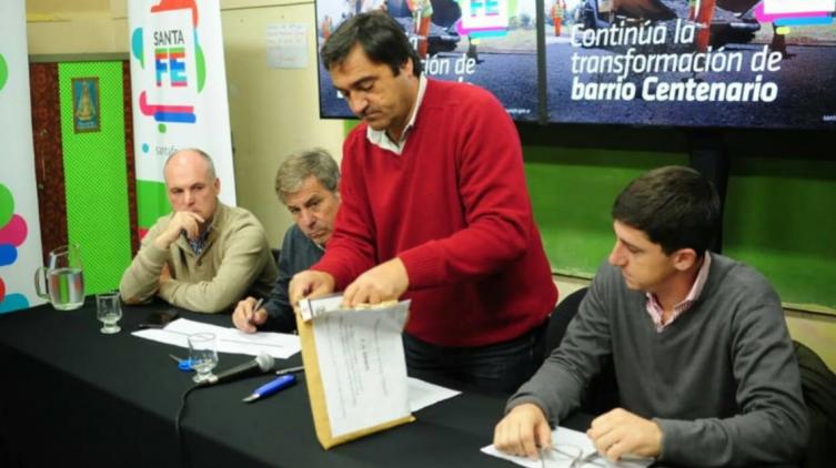 Se licitaron obras para distintos barrios de la ciudad