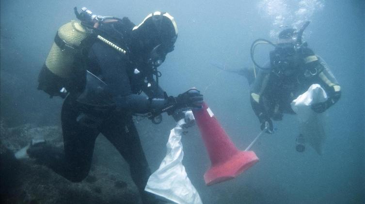 Científicos del CONICET advierten sobre la amenaza de los plásticos en los mares