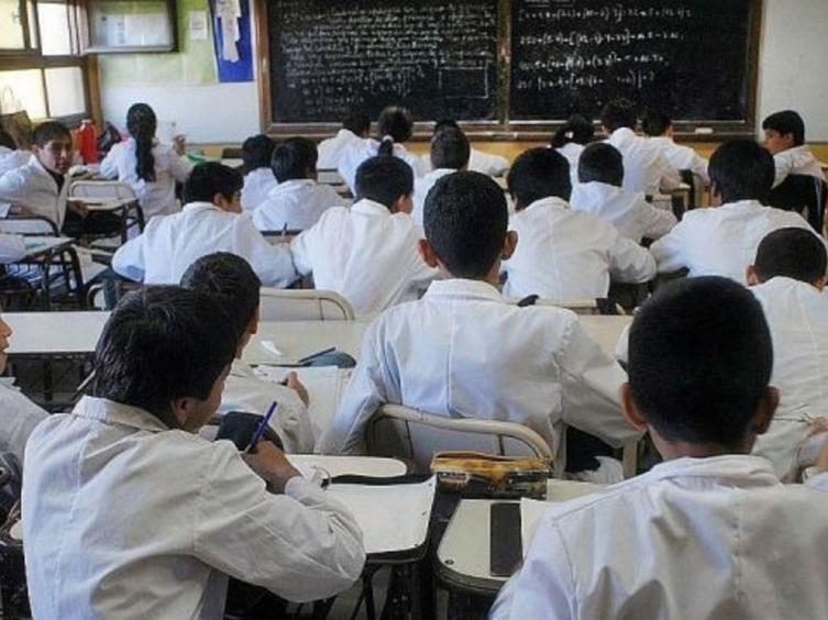 Piden a los candidatos presidenciales que presenten planes educativos