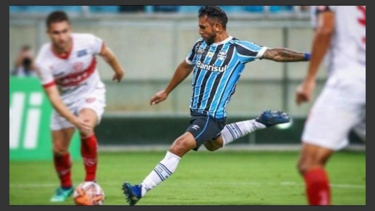 Walter Montoya seguiría su carrera en un club de la Superliga argentina