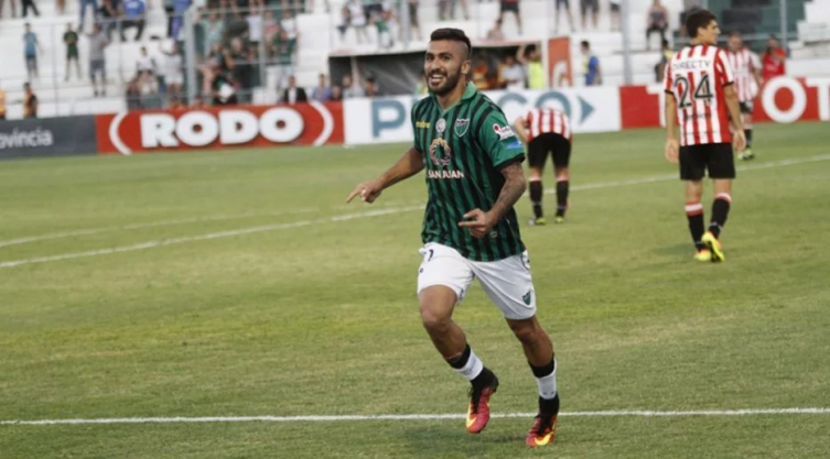 Ofrecieron a Emanuel Deni para sumarse a Colón