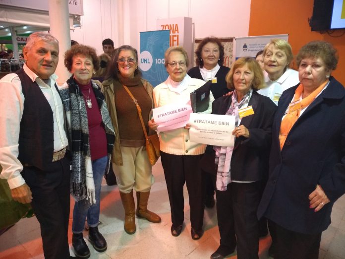 Actividades para promover el buen trato al adulto mayor