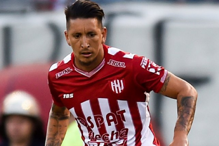 Unión confirmó la renovación de otro puntal defensivo