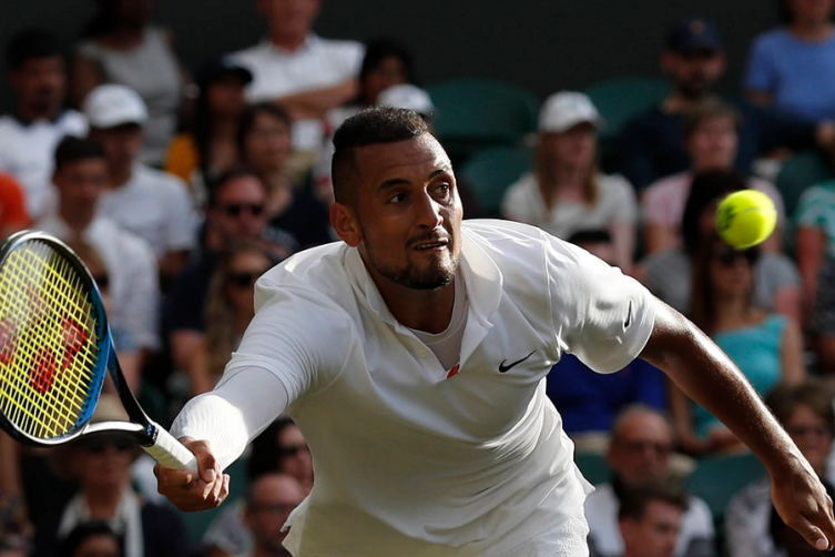El show de Nick Kyrgios en la derrota ante Rafael Nadal en Wimbledon: saque de abajo, pelotazo y quejas