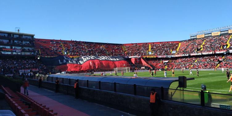Colón no pudo con Patronato en su debut de la Superliga