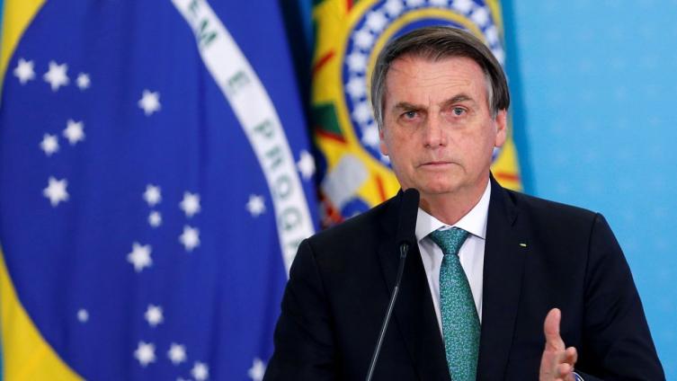 Bolsonaro amenaza con meter preso a un periodista 