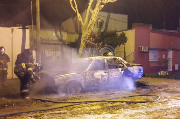 Nuevo ataque de quemacoches en la ciudad