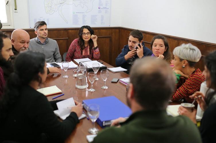 Funcionarios recibieron a representantes de El Birri