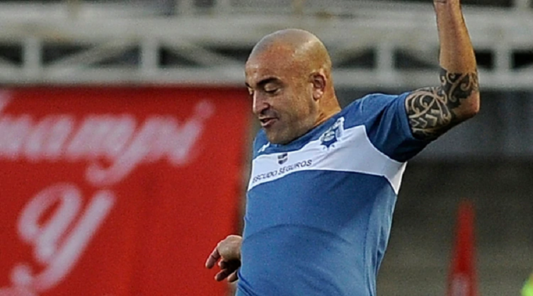 Santiago Silva dio positivo en un control antidoping
