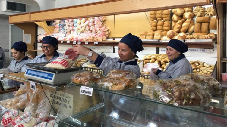 Una panadería santafesina incorporó a jóvenes  